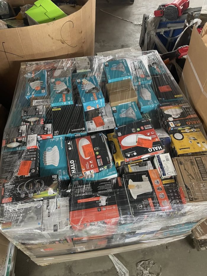 Ligting pallets lot